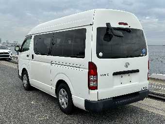 TOYOTA HIACE 2016 Image 4