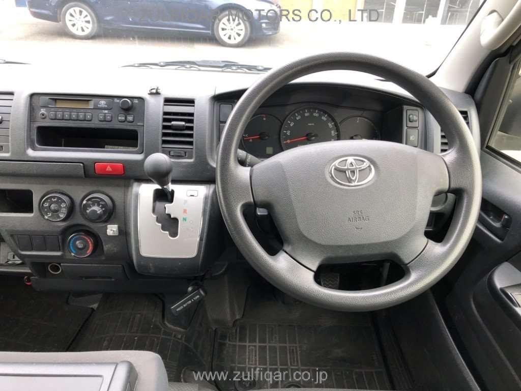 TOYOTA HIACE 2016 Image 6