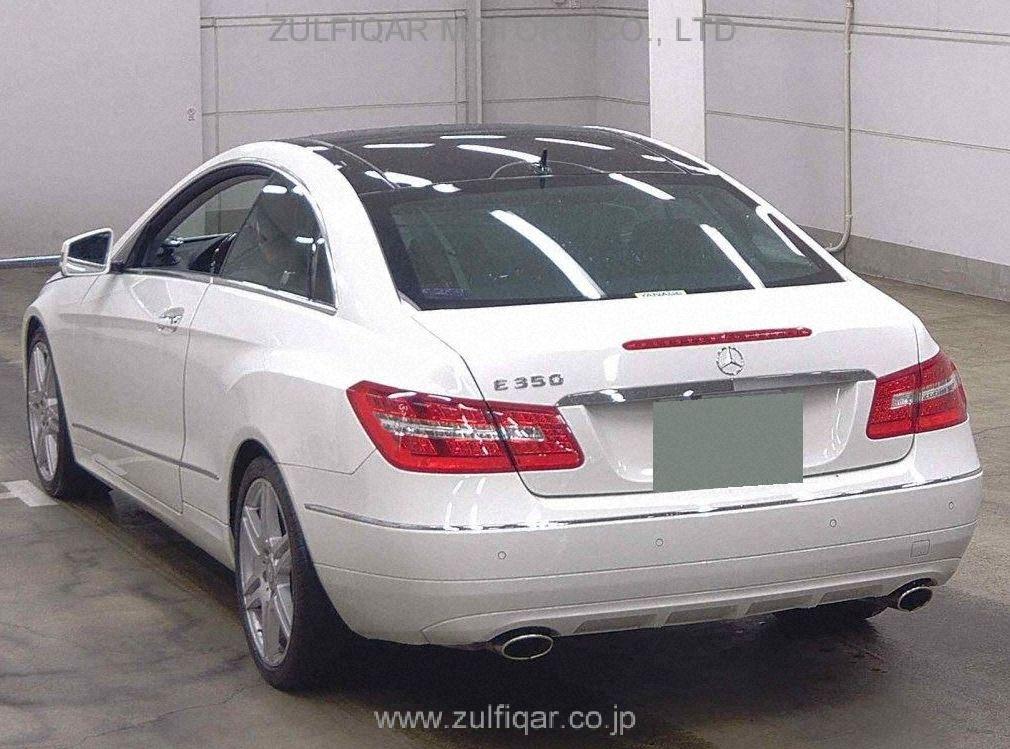 MERCEDES BENZ E CLASS 2010 Image 2