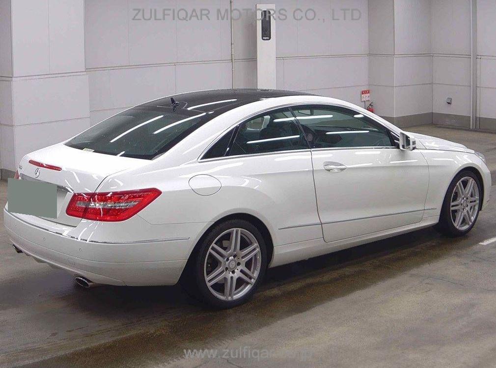 MERCEDES BENZ E CLASS 2010 Image 5