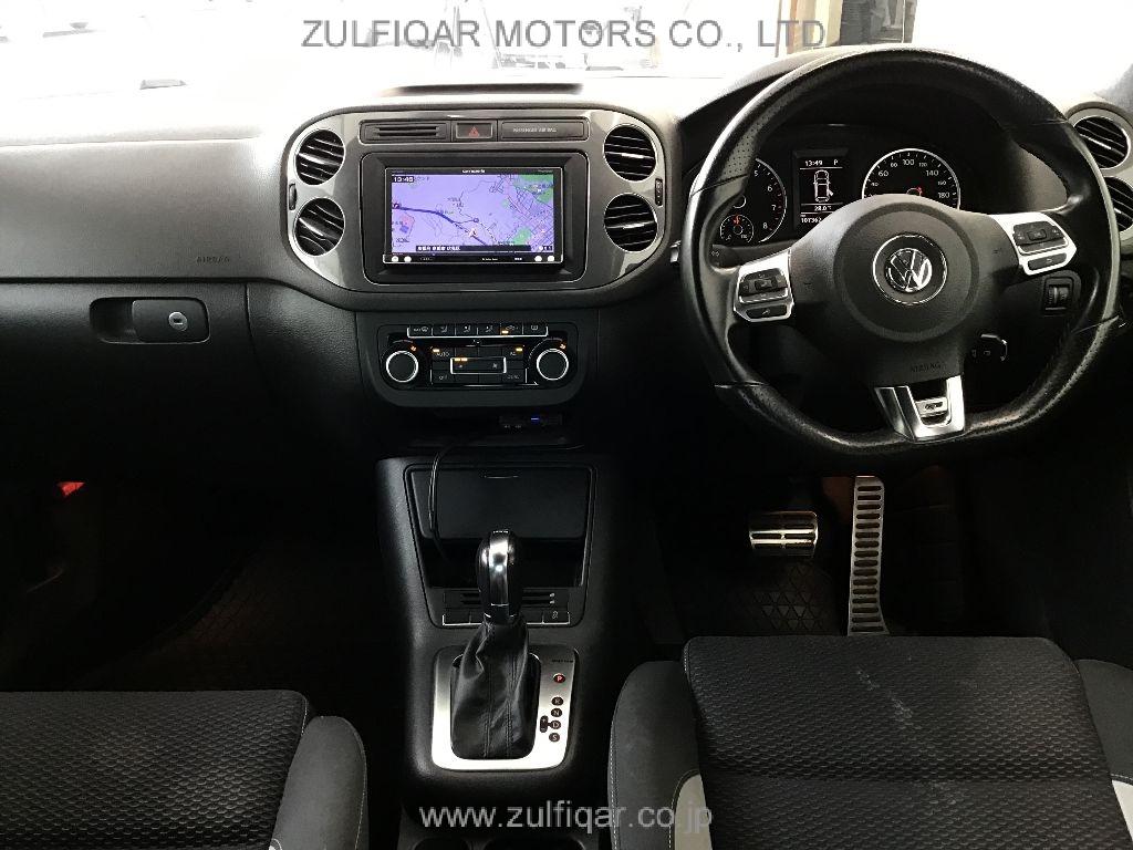 VOLKSWAGEN TIGUAN 2013 Image 5