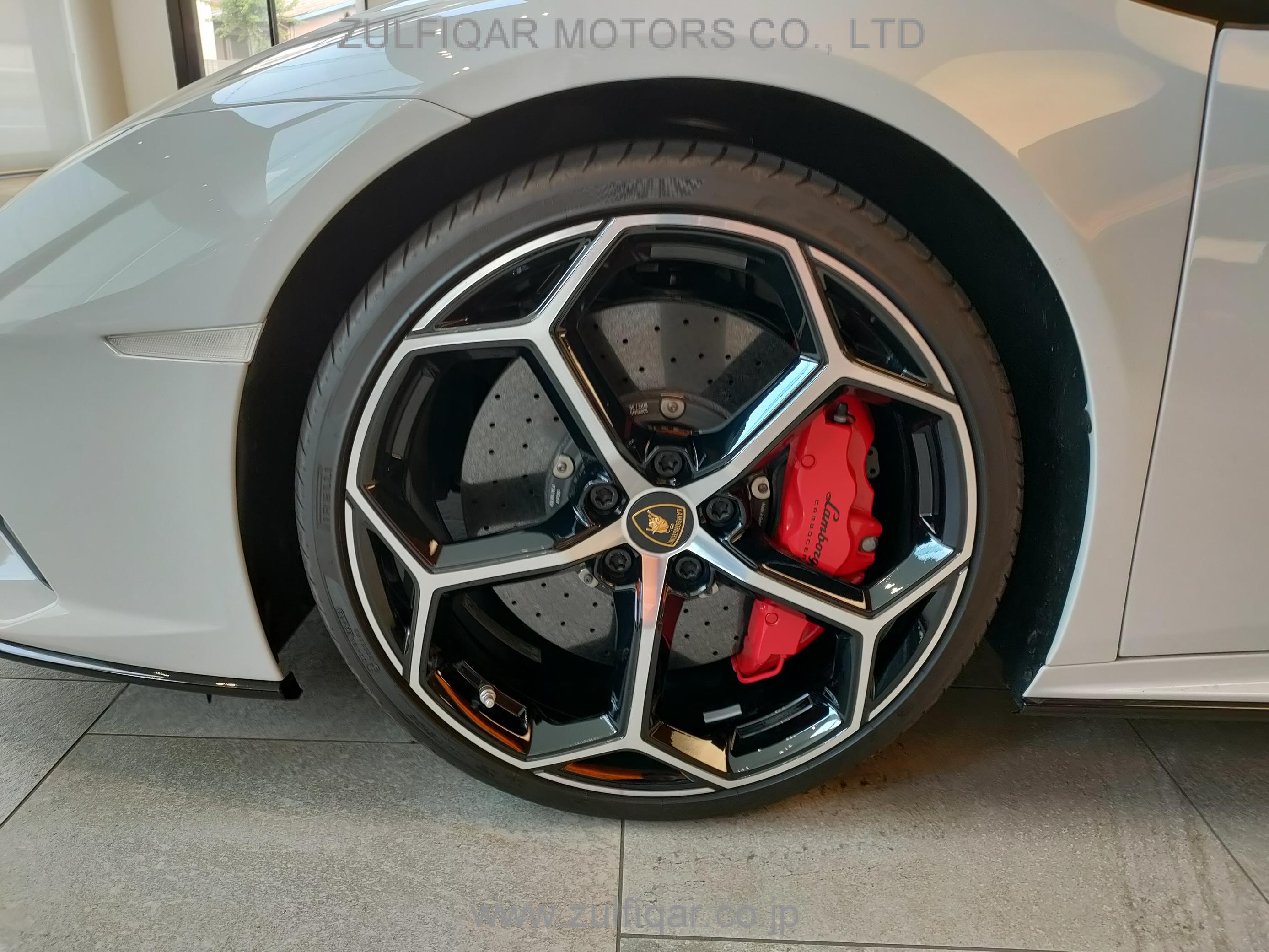 LAMBORGHINI HURACAN 2019 Image 19