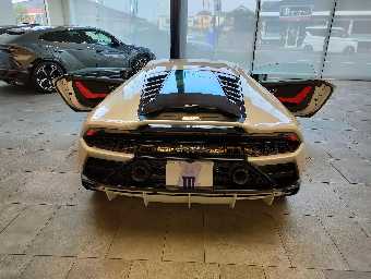 LAMBORGHINI HURACAN 2019 Image 17