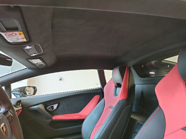 LAMBORGHINI HURACAN 2019 Image 33