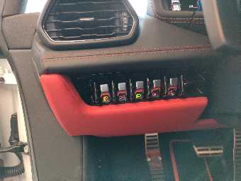 LAMBORGHINI HURACAN 2019 Image 36