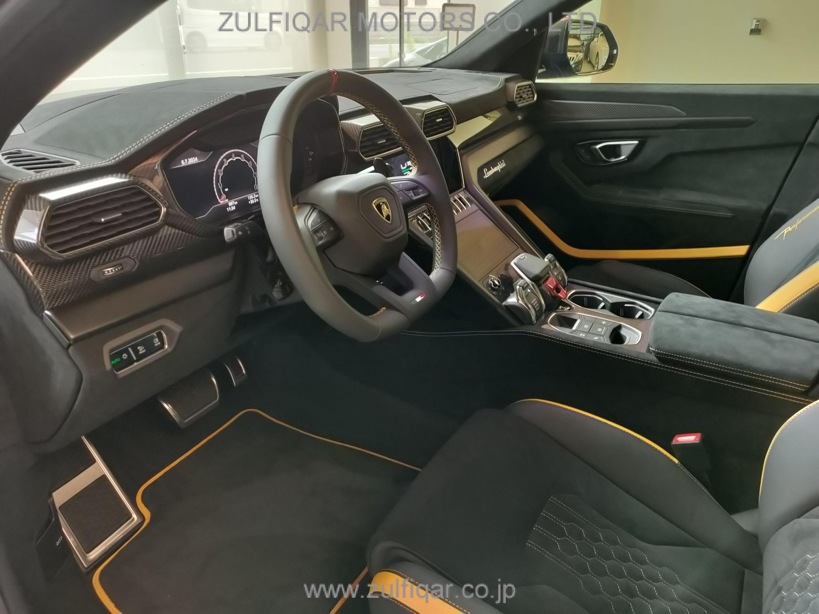 LAMBORGHINI URUS 2023 Image 23