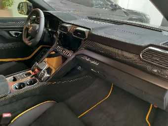 LAMBORGHINI URUS 2023 Image 26