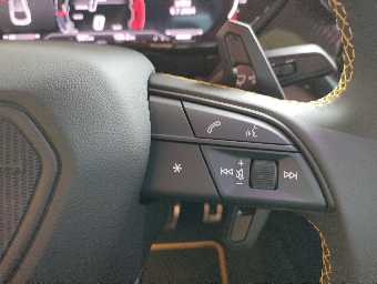 LAMBORGHINI URUS 2023 Image 41