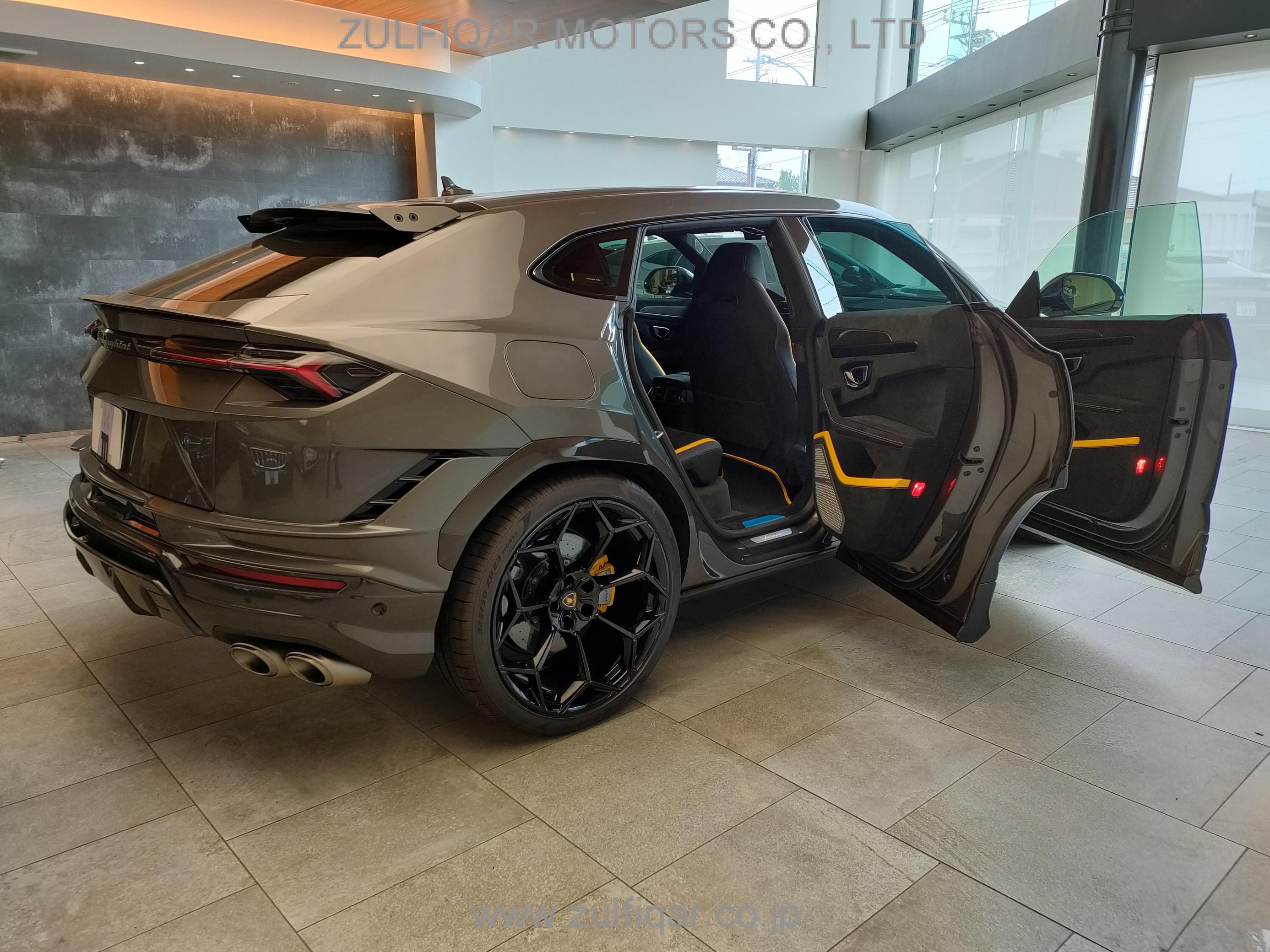 LAMBORGHINI URUS 2023 Image 6