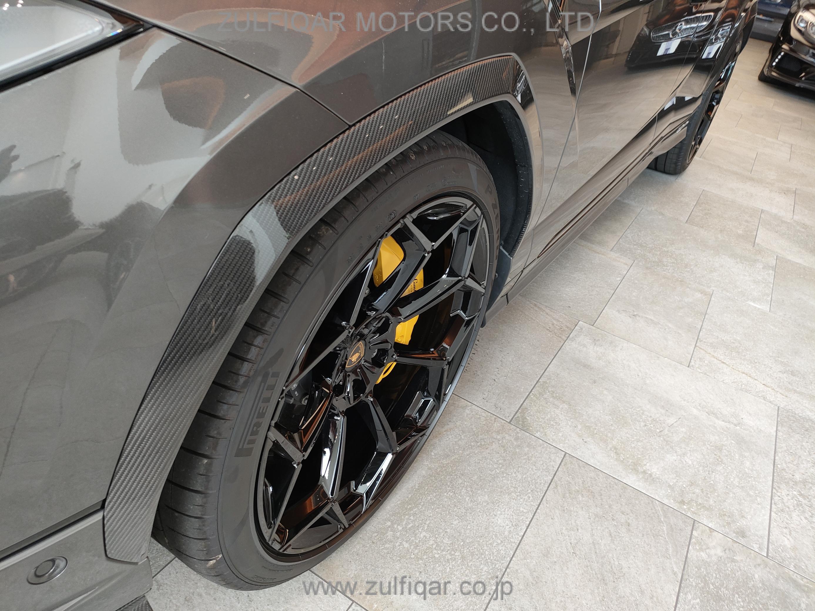 LAMBORGHINI URUS 2023 Image 61