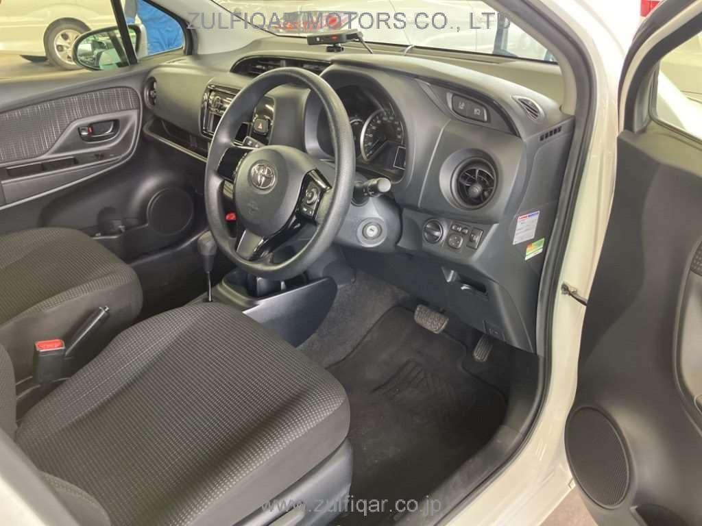 TOYOTA VITZ 2019 Image 5