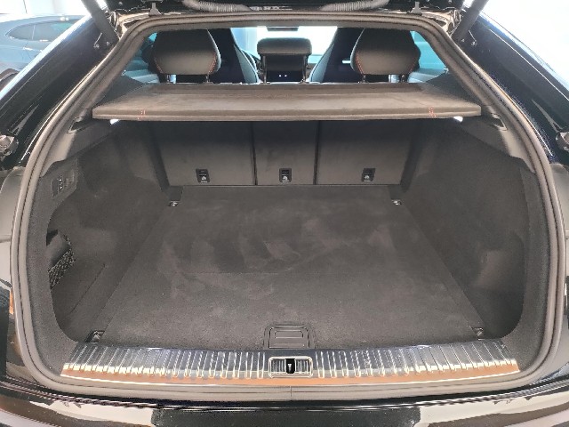 LAMBORGHINI URUS 2020 Image 32