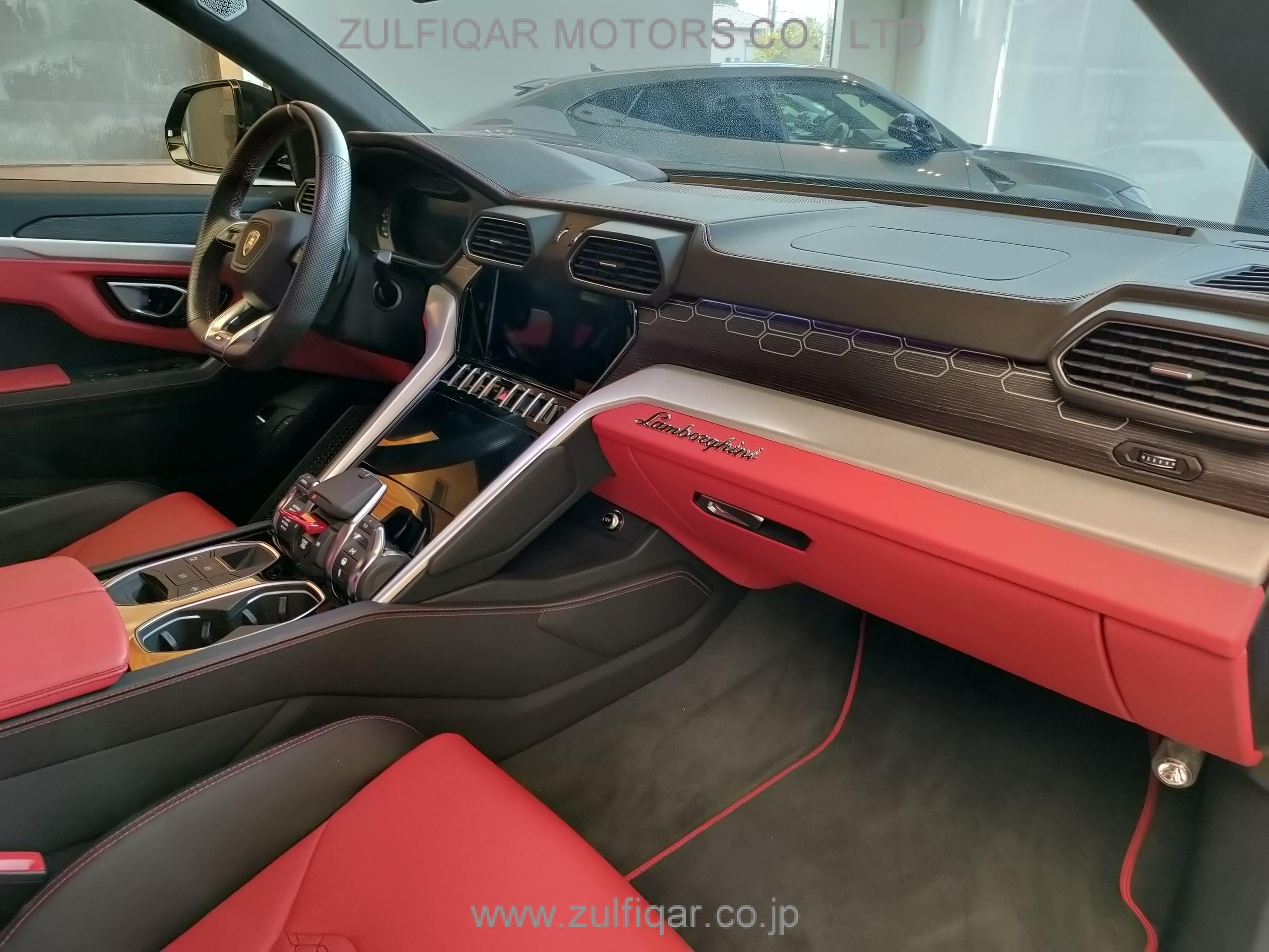 LAMBORGHINI URUS 2020 Image 37