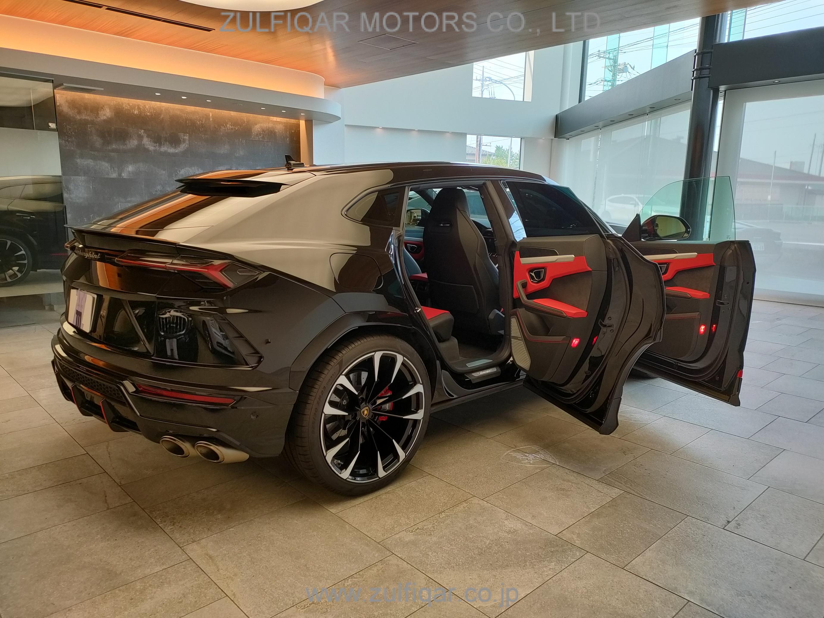 LAMBORGHINI URUS 2020 Image 6