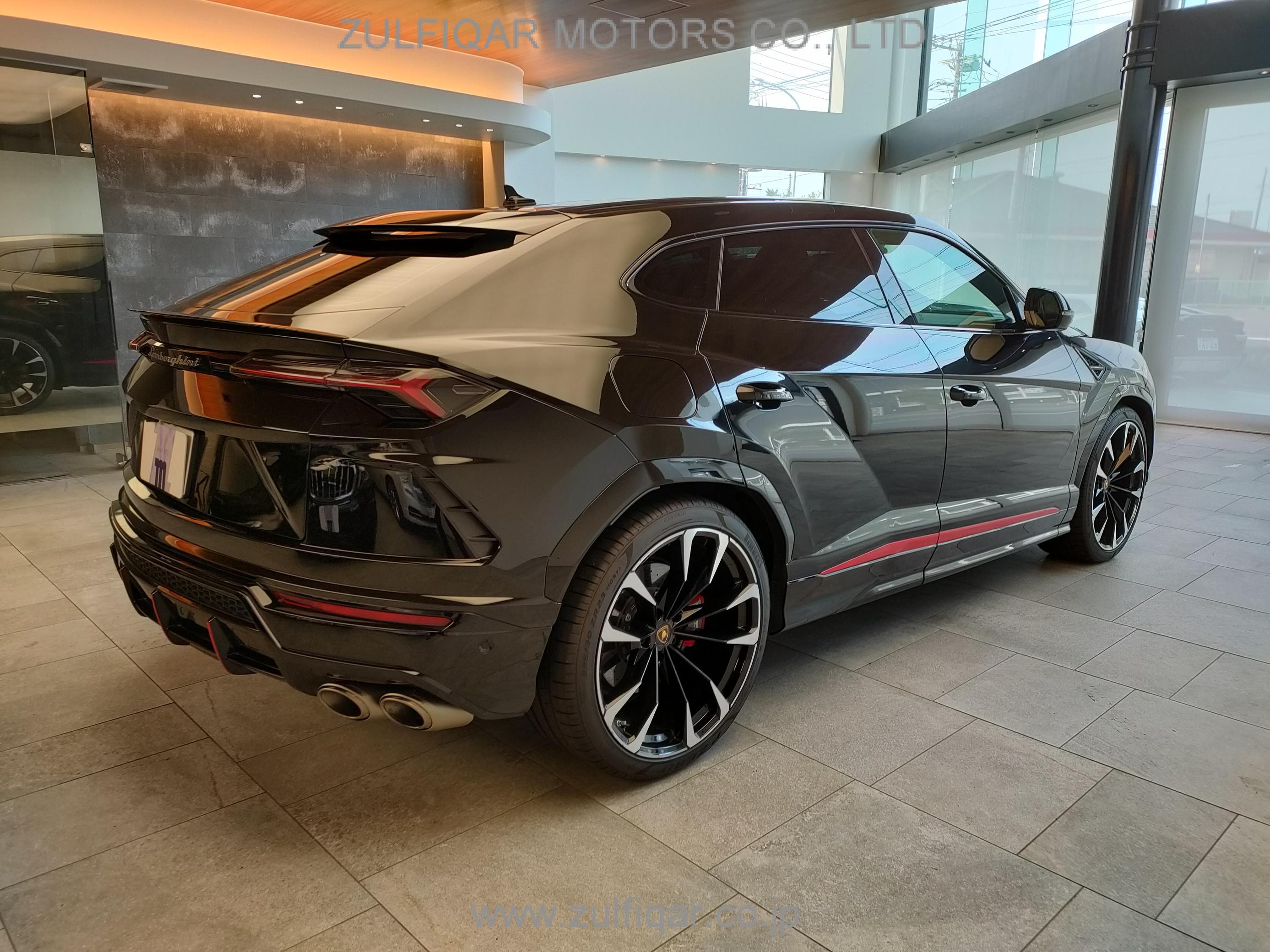 LAMBORGHINI URUS 2020 Image 7