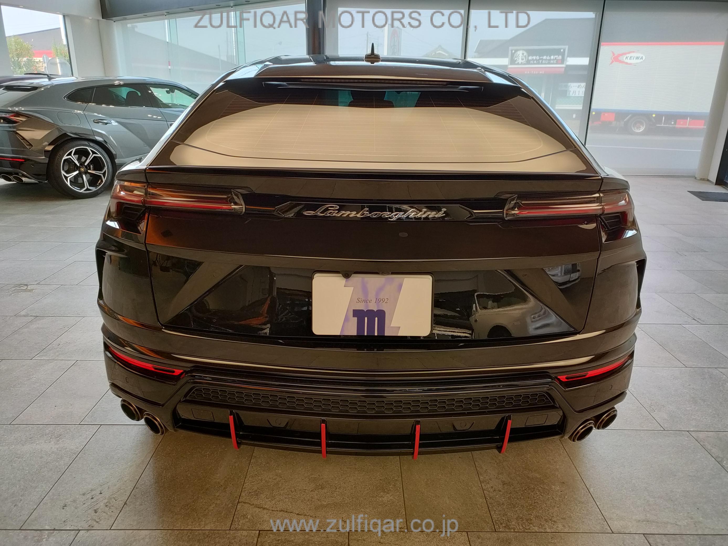 LAMBORGHINI URUS 2020 Image 8