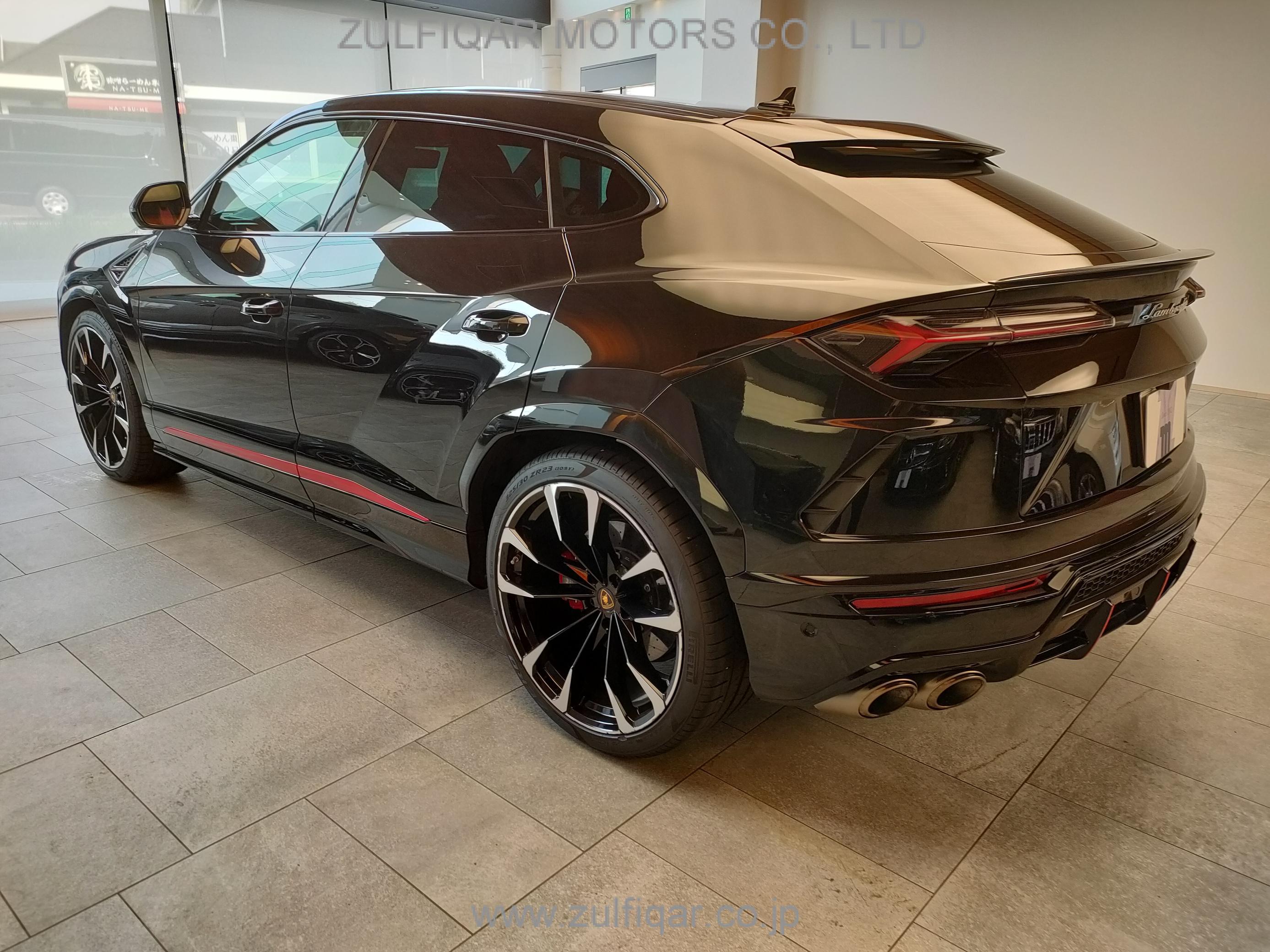 LAMBORGHINI URUS 2020 Image 9