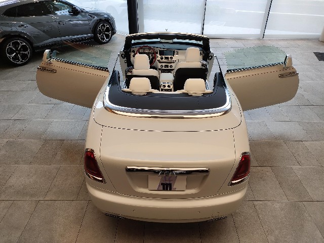 ROLLS ROYCE DAWN 2017 Image 24