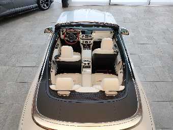 ROLLS ROYCE DAWN 2017 Image 25