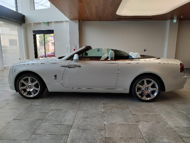 ROLLS ROYCE DAWN 2017 Image 41