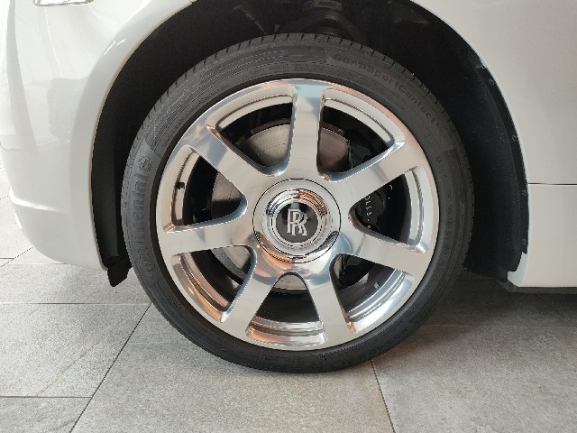 ROLLS ROYCE DAWN 2017 Image 42