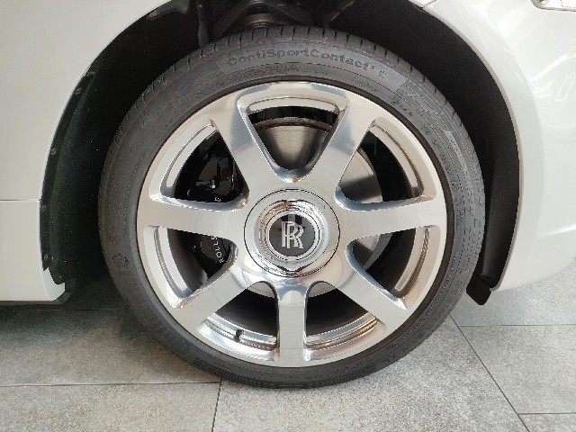 ROLLS ROYCE DAWN 2017 Image 45