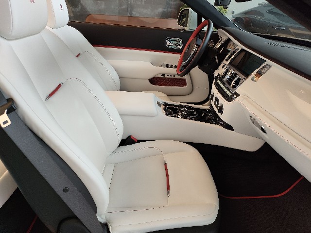 ROLLS ROYCE DAWN 2017 Image 62