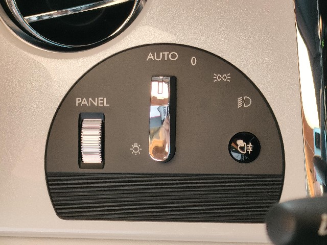 ROLLS ROYCE DAWN 2017 Image 74