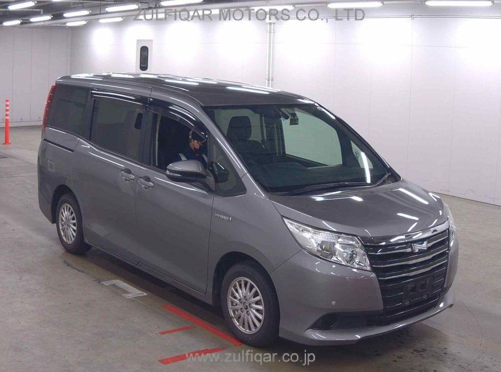 TOYOTA NOAH 2015 Image 1