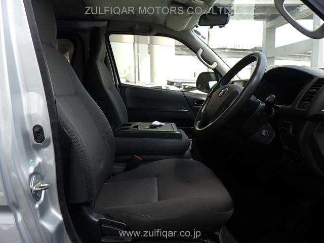 TOYOTA HIACE 2015 Image 21