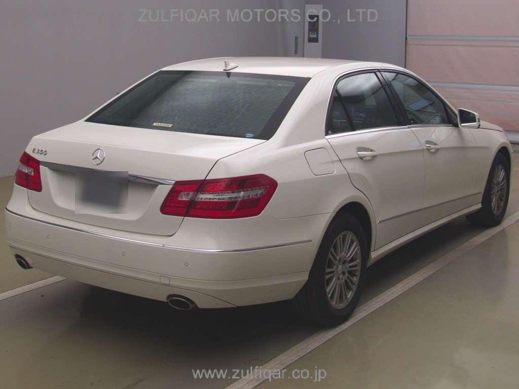 MERCEDES BENZ E CLASS 2009 Image 2