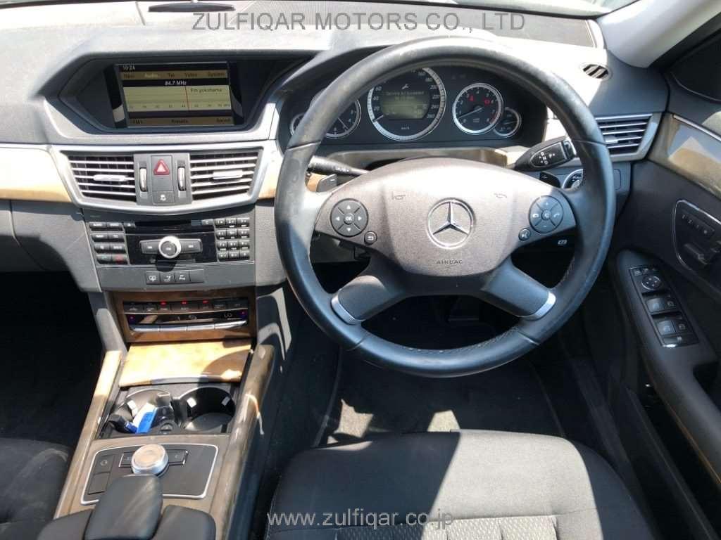 MERCEDES BENZ E CLASS 2009 Image 6