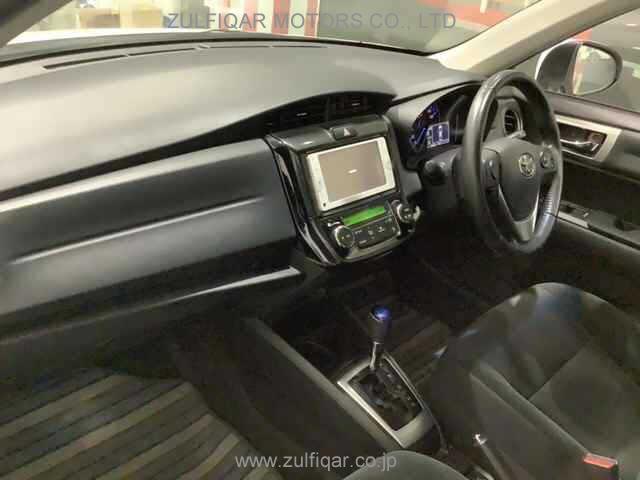 TOYOTA COROLLA AXIO 2014 Image 3