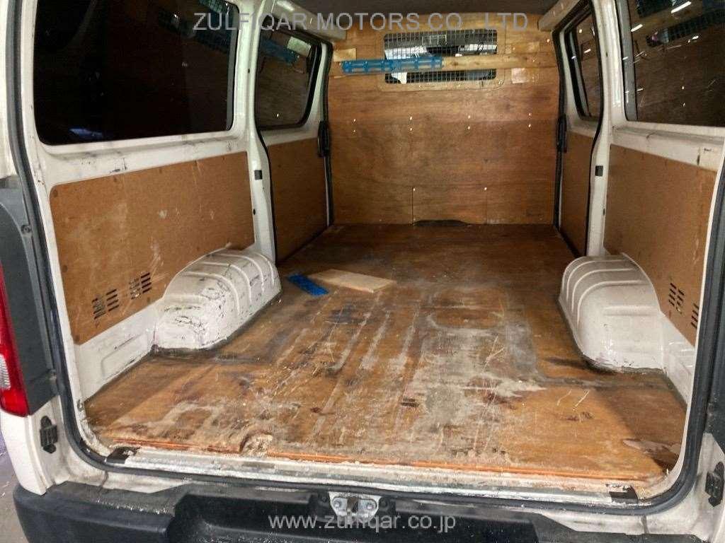 TOYOTA HIACE 2019 Image 11