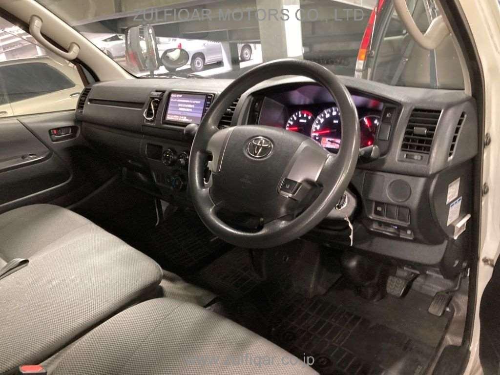 TOYOTA HIACE 2019 Image 5