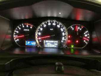 TOYOTA HIACE 2019 Image 7