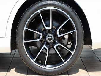 MERCEDES BENZ C CLASS 2020 Image 13