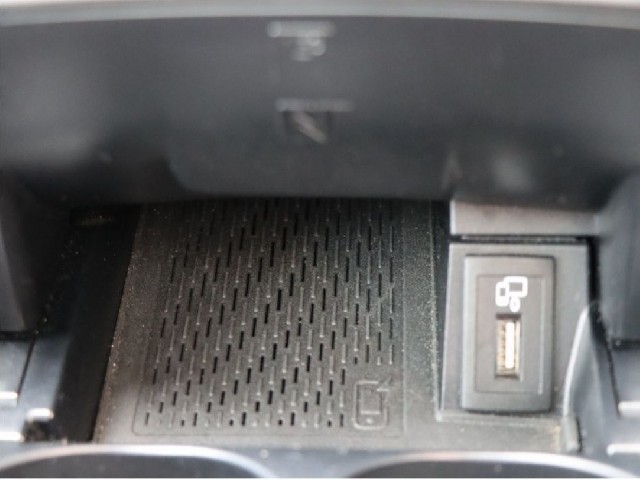 MERCEDES BENZ C CLASS 2020 Image 29