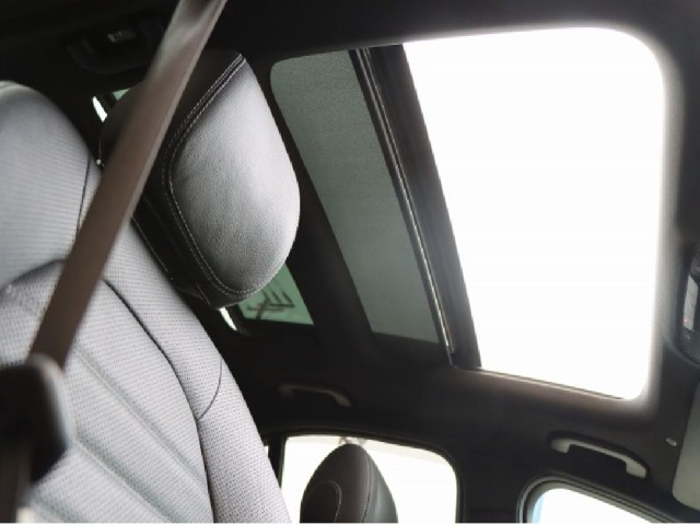 MERCEDES BENZ C CLASS 2020 Image 34