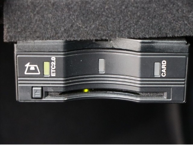 MERCEDES BENZ C CLASS 2020 Image 35