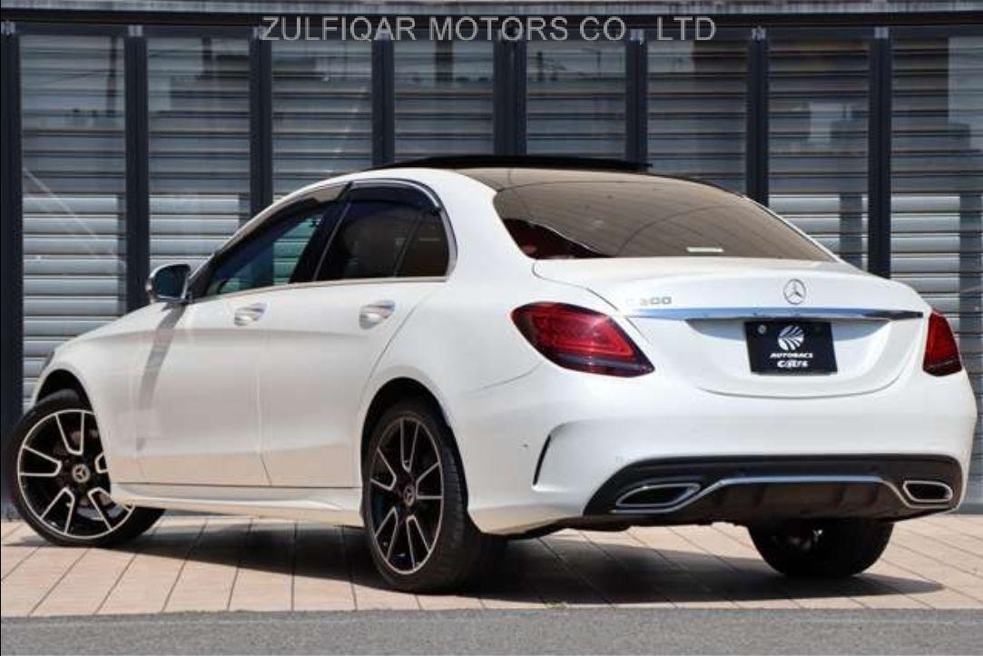 MERCEDES BENZ C CLASS 2020 Image 8