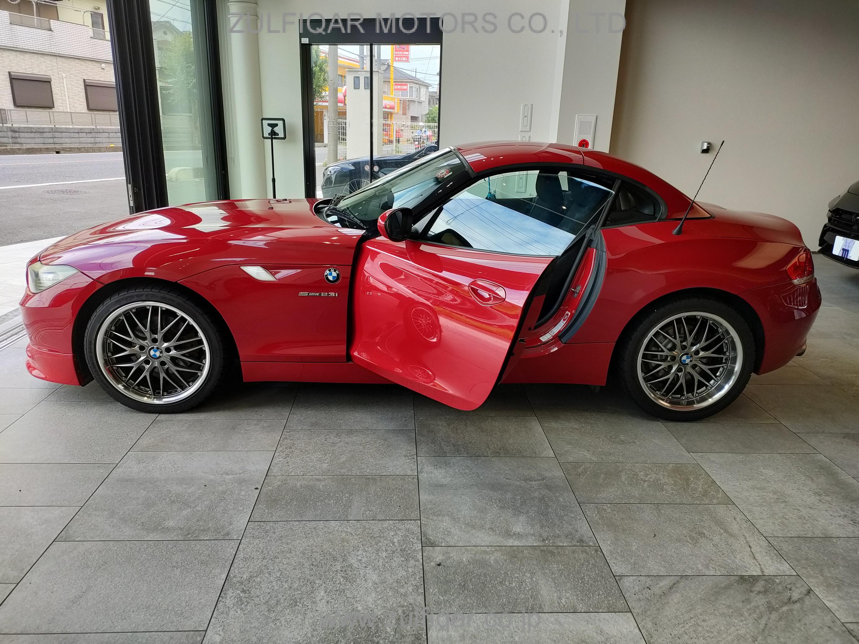 BMW Z4 2009 Image 12