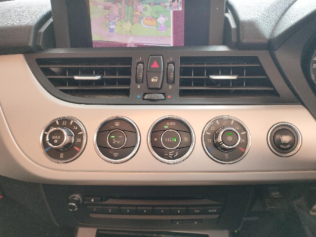 BMW Z4 2009 Image 32