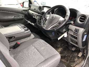 NISSAN NV350 CARAVAN 2019 Image 5
