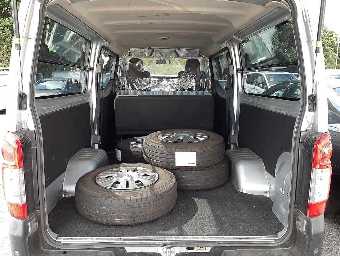 NISSAN NV350 CARAVAN 2019 Image 9