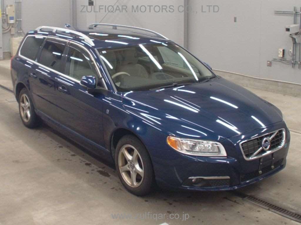 VOLVO V70 2012 Image 5