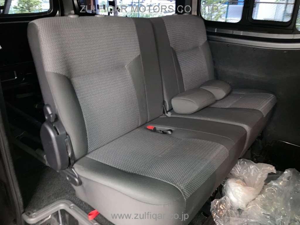 NISSAN NV350 CARAVAN 2019 Image 7