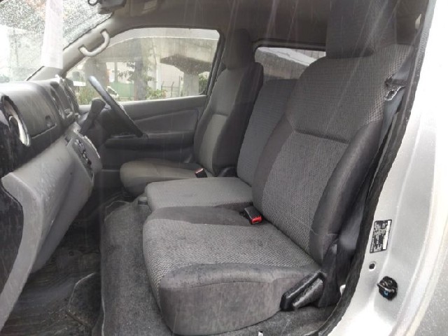 NISSAN NV350 CARAVAN 2020 Image 20
