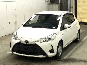 TOYOTA VITZ 2019 Image 3