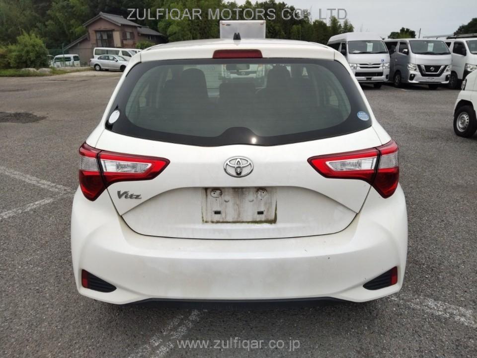 TOYOTA VITZ 2019 Image 3